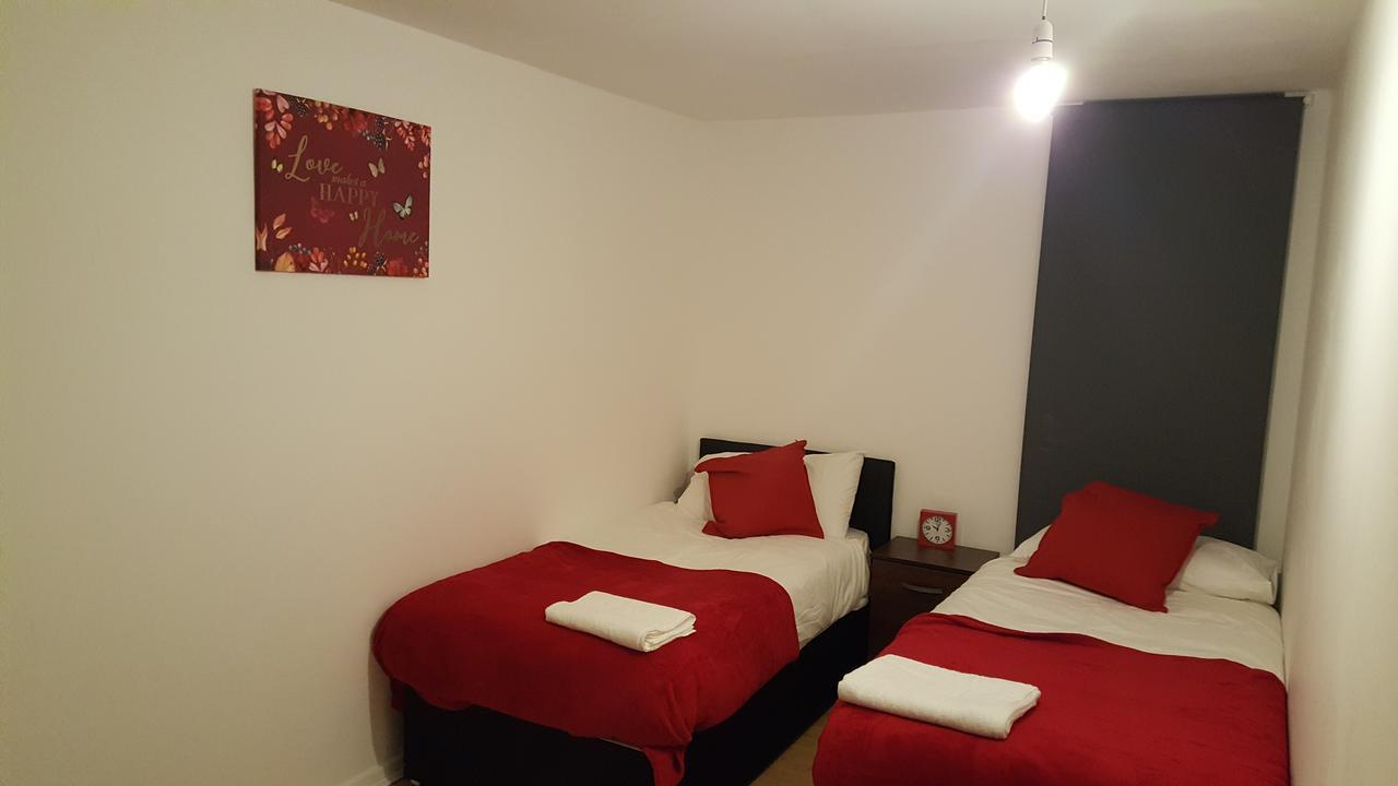 Vetrelax Basildon Newly Refurbished 3Bed House Aparthotel Exteriör bild
