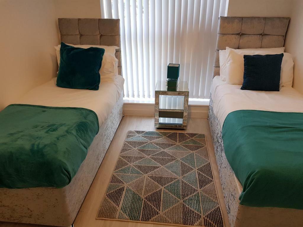 Vetrelax Basildon Newly Refurbished 3Bed House Aparthotel Exteriör bild